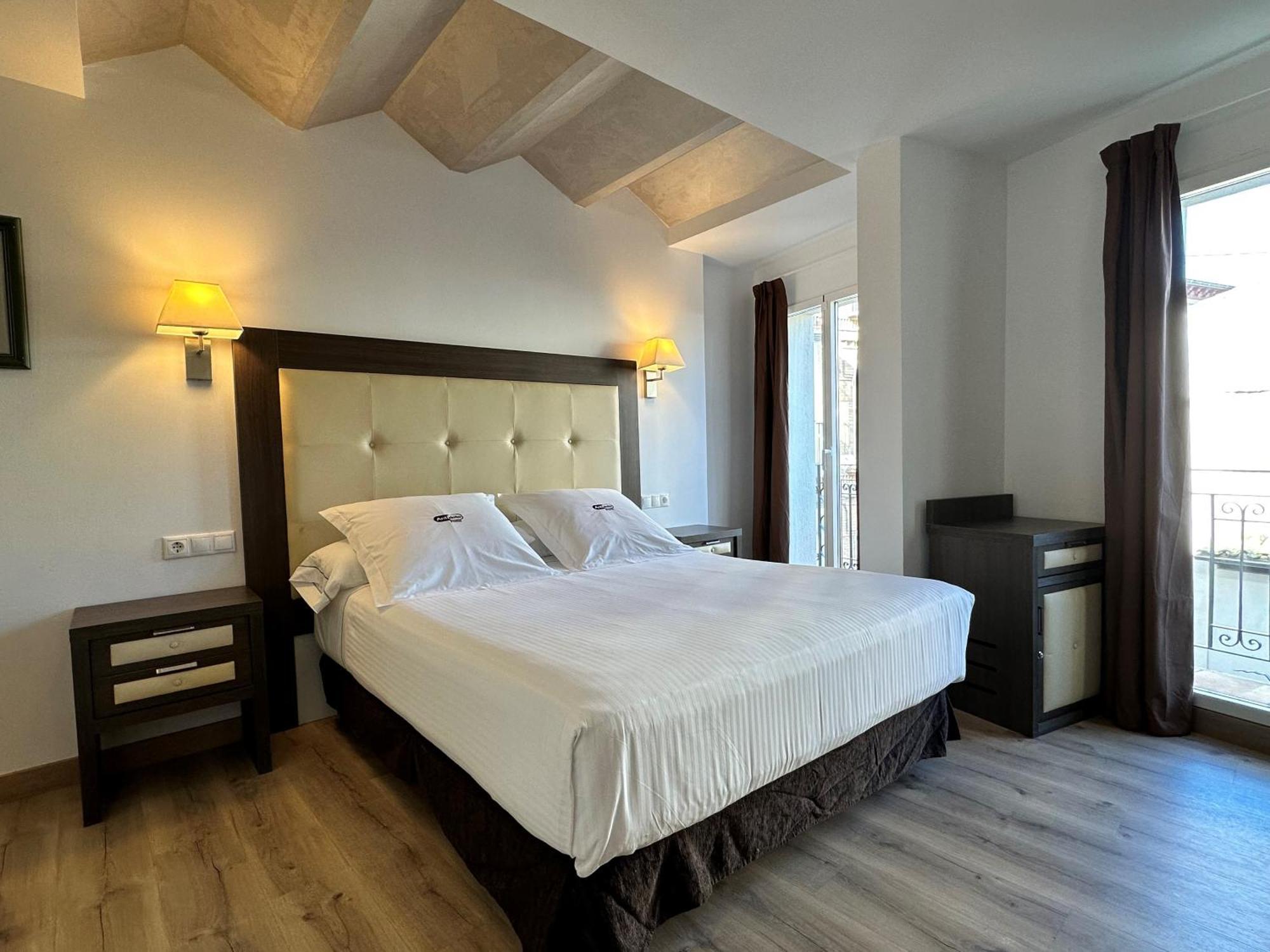 Antidoto Rooms Zocodover Check-In On Line Toledo Exterior foto